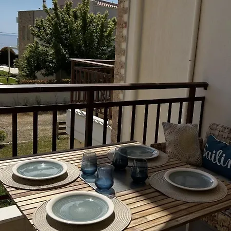 Sea Apartment *